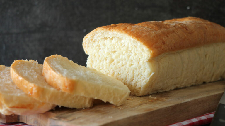 λευκό ψωμί του τοστ